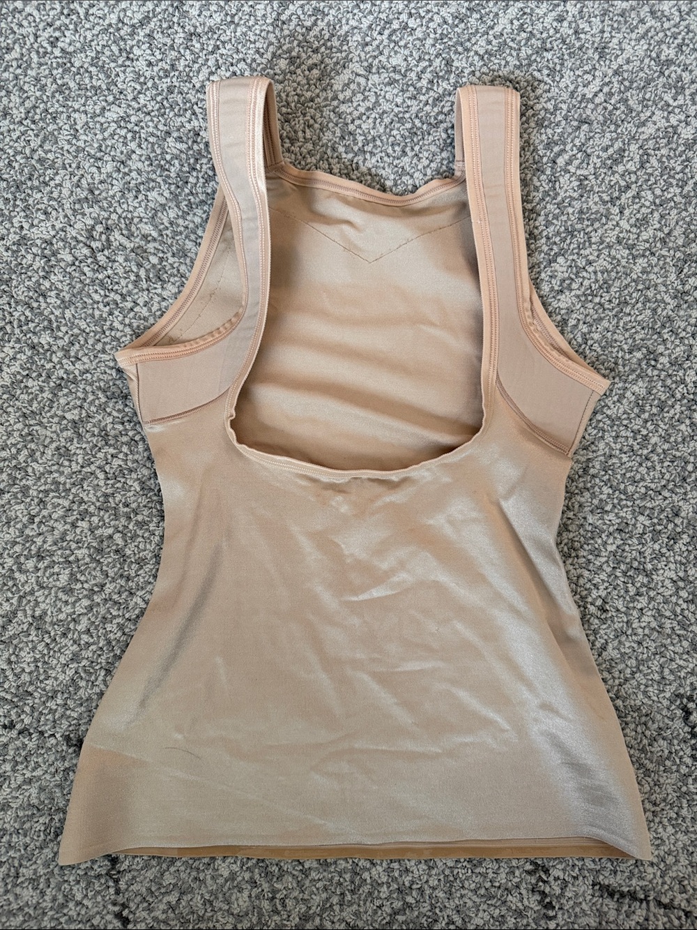 Seamless Nude Shapewear under bust tank